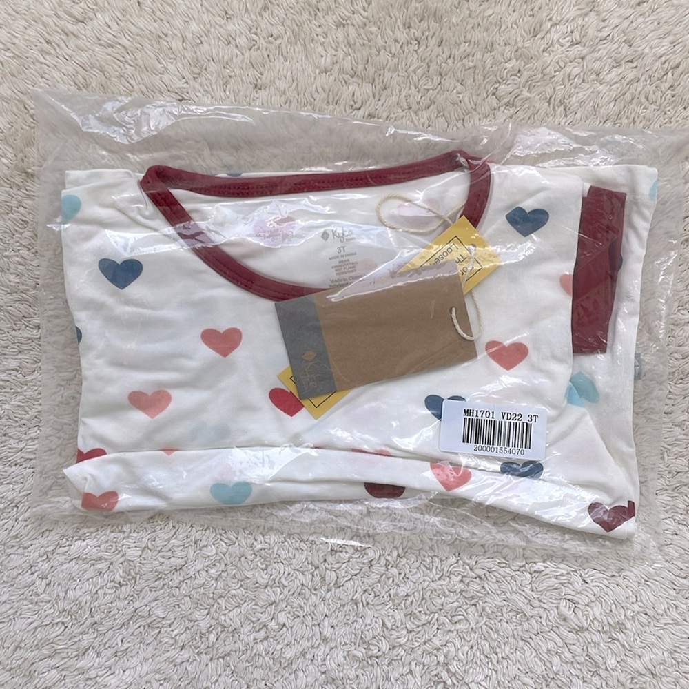 NIB Kyte BABY MULTI HEARTS long sleeve pajamas 3T